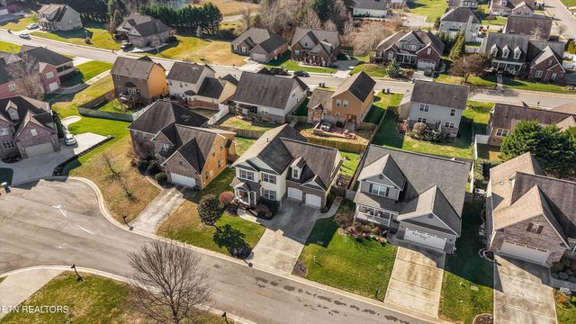 104 Crystal Cove Lane, Oak Ridge, TN 37830