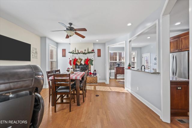 104 Crystal Cove Lane, Oak Ridge, TN 37830