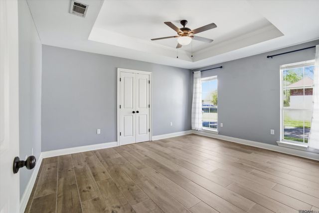 18152 Woodhaven Dr, Prairieville, LA 70769