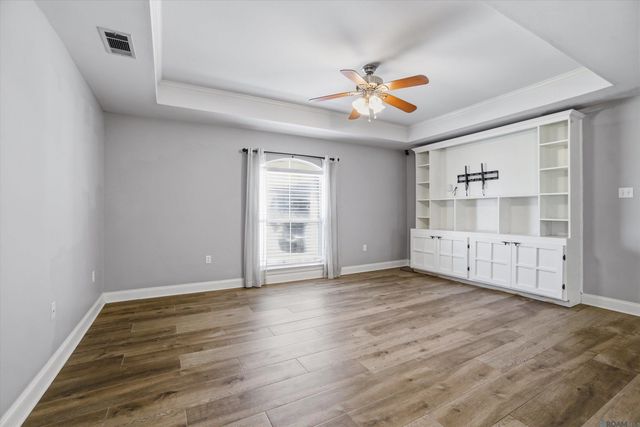 18152 Woodhaven Dr, Prairieville, LA 70769