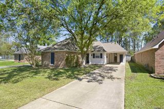 18152 Woodhaven Dr, Prairieville, LA 70769