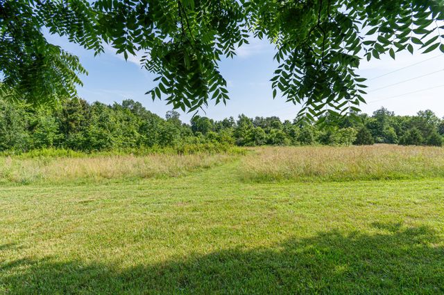 5490 Old Mill Creek Rd, Nunnelly, TN 37137