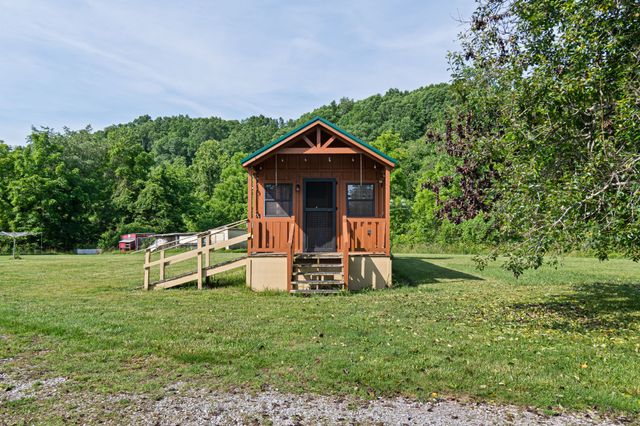 5490 Old Mill Creek Rd, Nunnelly, TN 37137