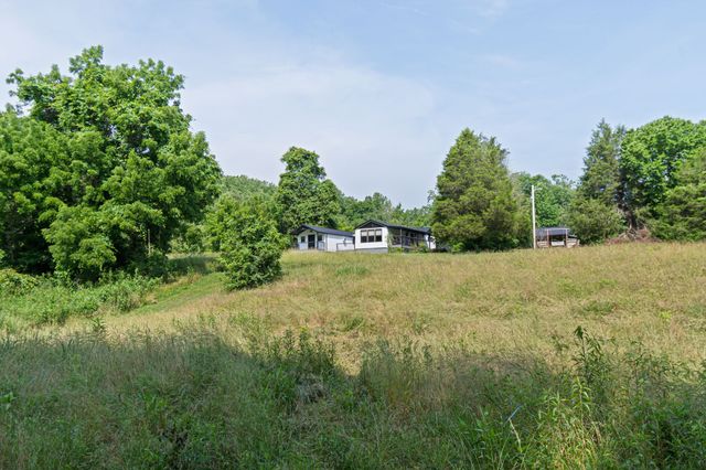 5490 Old Mill Creek Rd, Nunnelly, TN 37137