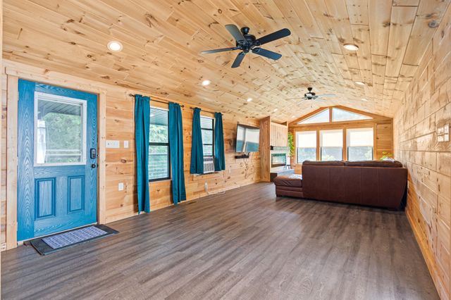 5490 Old Mill Creek Rd, Nunnelly, TN 37137