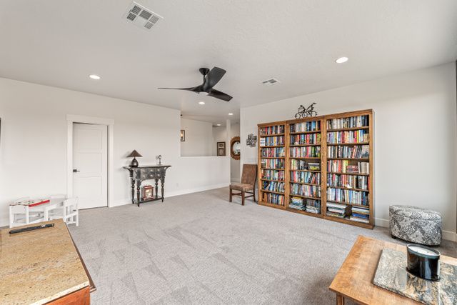 4346 S SECRETARIAT DR, Washington, UT 84780