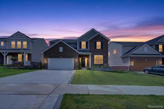 20983 Calabrese Drive, South Lyon, MI 48178