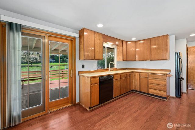 1011 E Smith Street, Kent, WA 98030