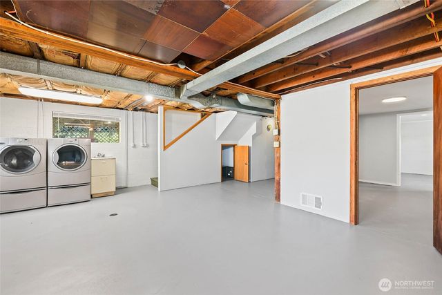 1011 E Smith Street, Kent, WA 98030