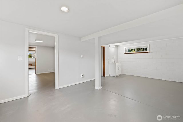 1011 E Smith Street, Kent, WA 98030