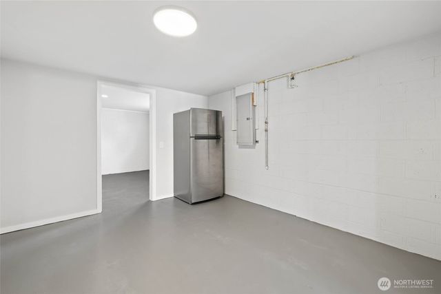 1011 E Smith Street, Kent, WA 98030