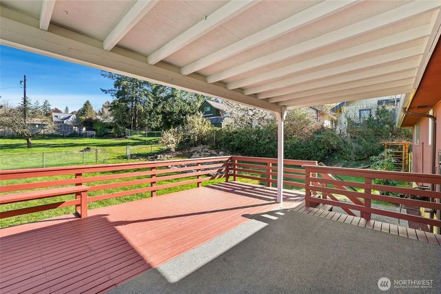 1011 E Smith Street, Kent, WA 98030