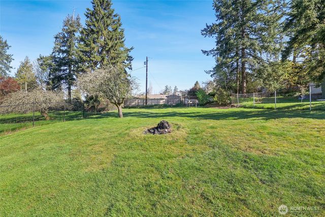 1011 E Smith Street, Kent, WA 98030