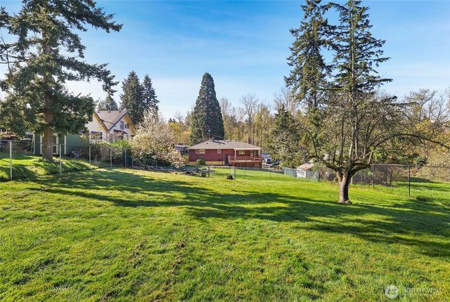 1011 E Smith Street, Kent, WA 98030