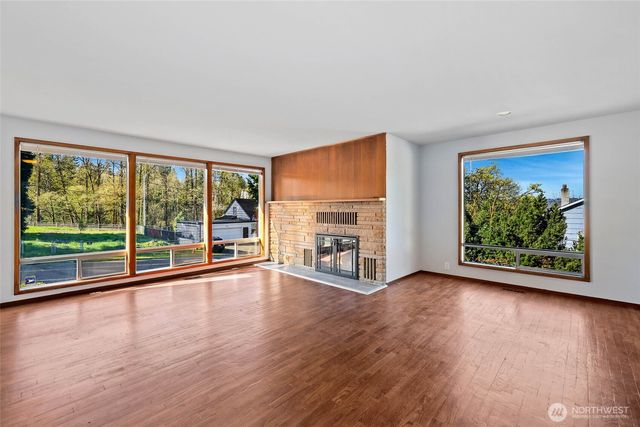 1011 E Smith Street, Kent, WA 98030