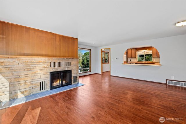 1011 E Smith Street, Kent, WA 98030