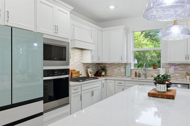 9410 SHOREBIRD COURT, Parrish, FL 34219