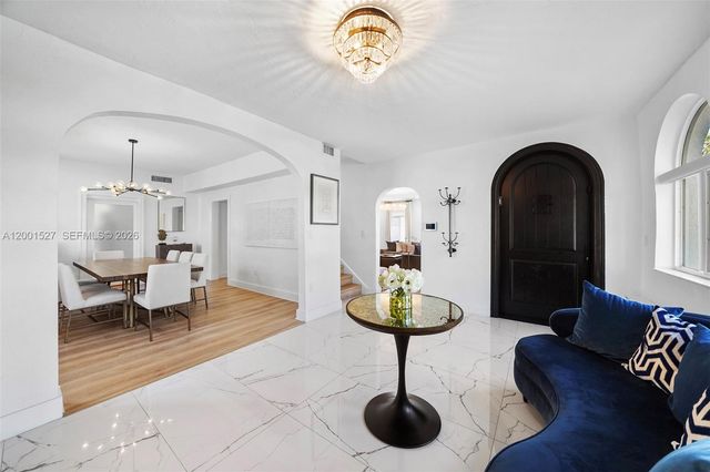 5237 La Gorce Drive 5237, Miami Beach, FL 33140