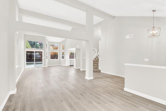 3817 Wilmington Way, Modesto, CA 95357