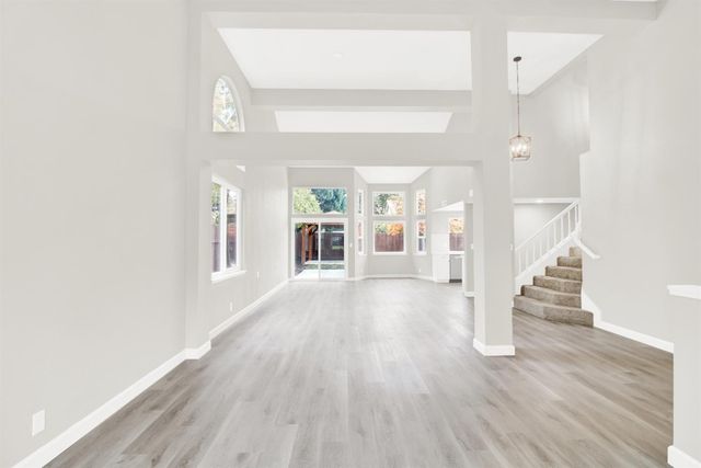 3817 Wilmington Way, Modesto, CA 95357