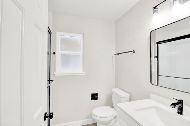 3817 Wilmington Way, Modesto, CA 95357