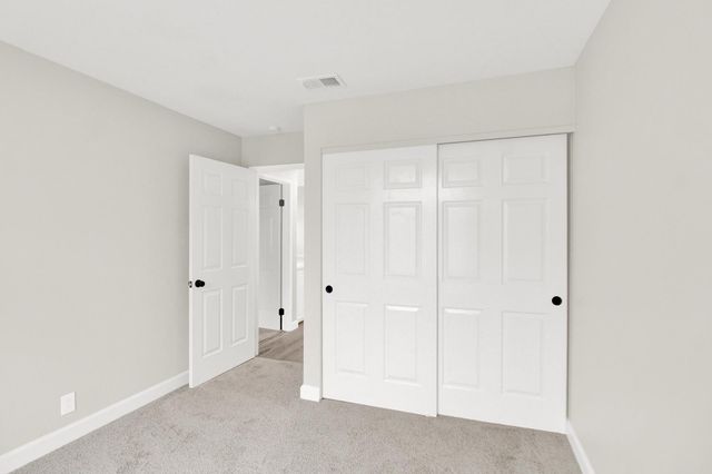 3817 Wilmington Way, Modesto, CA 95357