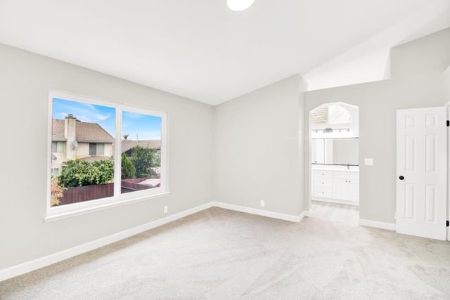 3817 Wilmington Way, Modesto, CA 95357