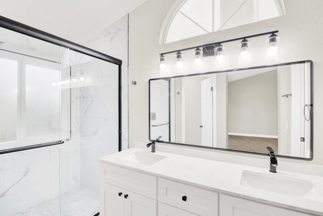 3817 Wilmington Way, Modesto, CA 95357