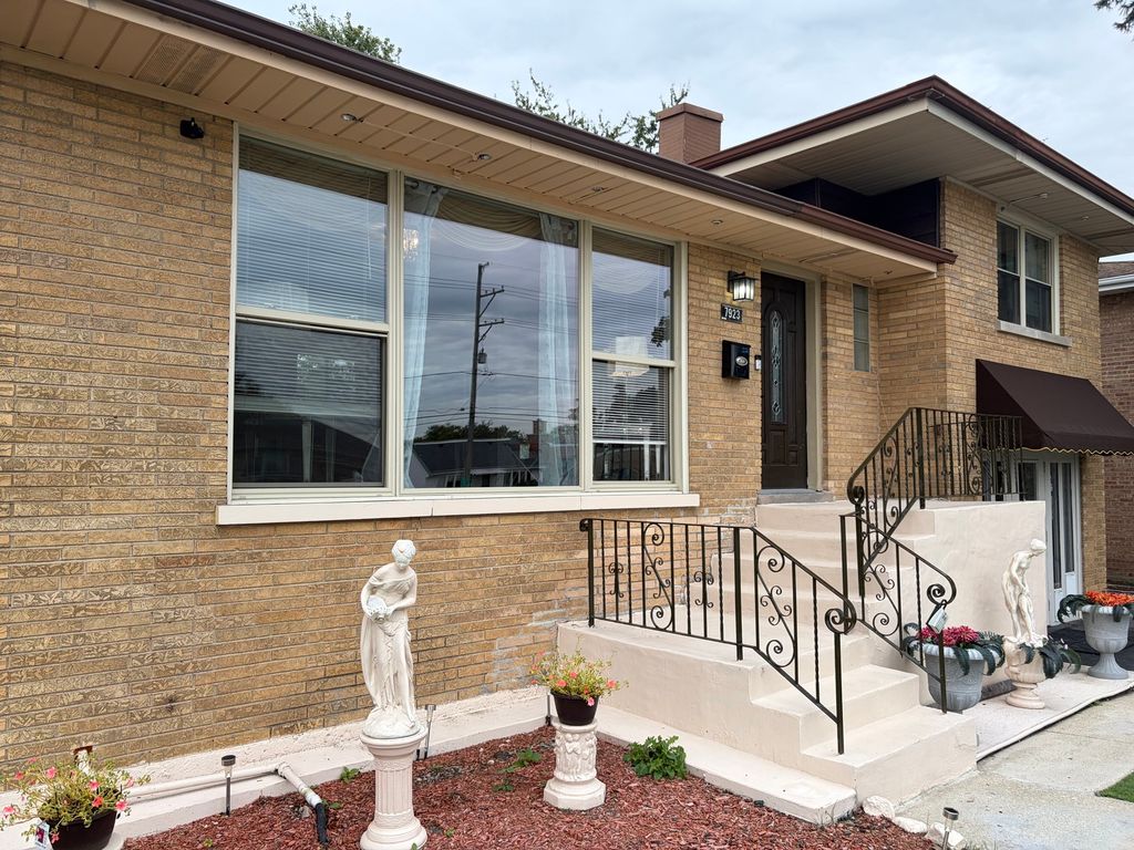 7923 Central Avenue, Burbank, IL 60459 — photo 4