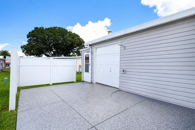728 PRADO DRIVE, Lady Lake, FL 32159