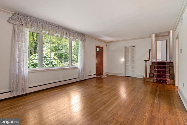 911 DARLEY RD, Wilmington, DE 19810