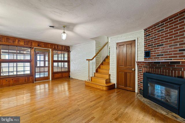 911 DARLEY RD, Wilmington, DE 19810