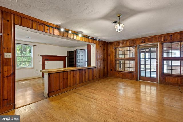 911 DARLEY RD, Wilmington, DE 19810