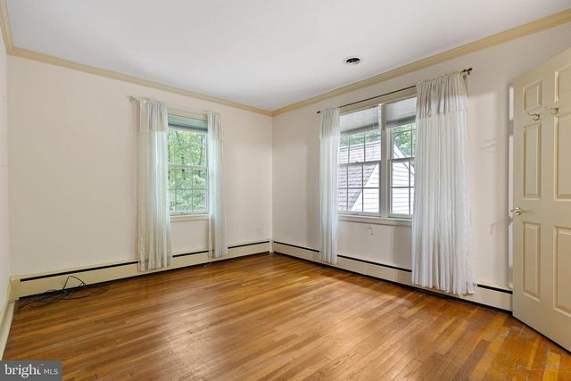 911 DARLEY RD, Wilmington, DE 19810