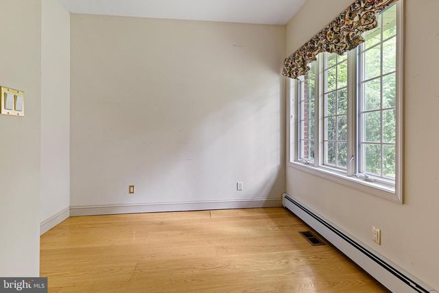 911 DARLEY RD, Wilmington, DE 19810
