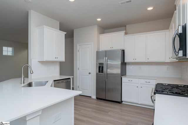 117 Magnolia Street, Reidville, SC 29388