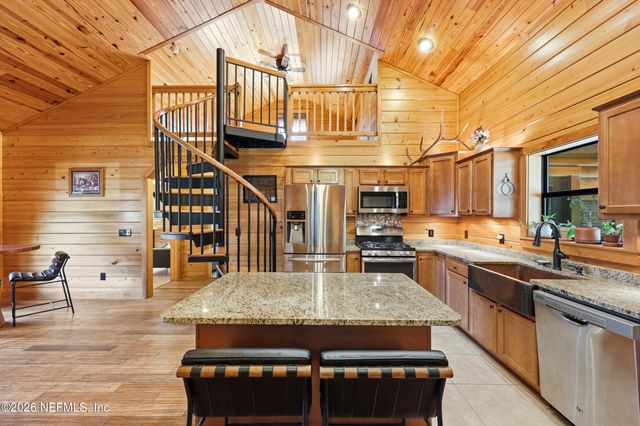 8796 GIN HENRY Lane, Glen St. Mary, FL 32040