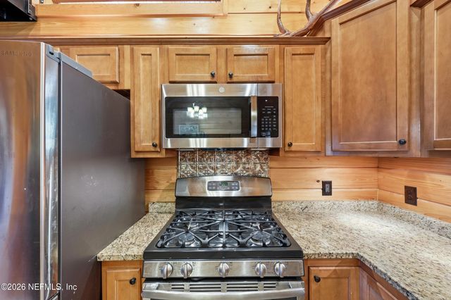 8796 GIN HENRY Lane, Glen St. Mary, FL 32040