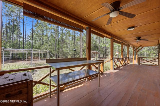 8796 GIN HENRY Lane, Glen St. Mary, FL 32040