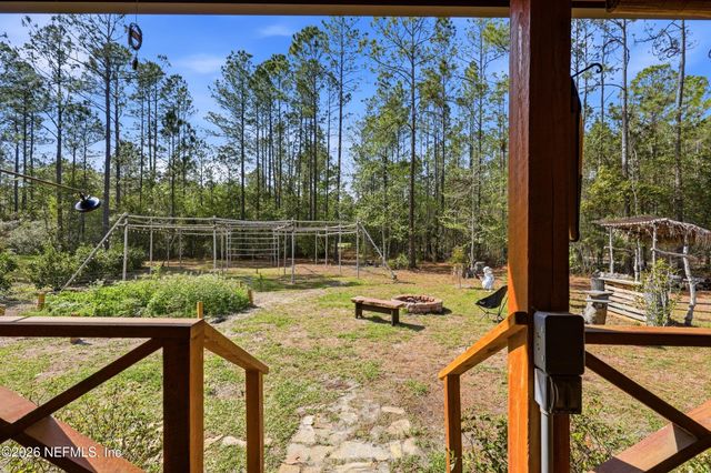 8796 GIN HENRY Lane, Glen St. Mary, FL 32040