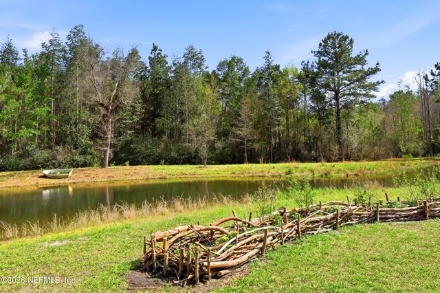 8796 GIN HENRY Lane, Glen St. Mary, FL 32040