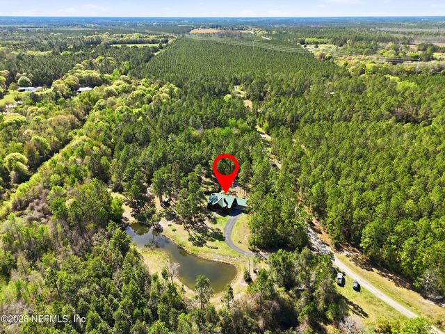 8796 GIN HENRY Lane, Glen St. Mary, FL 32040