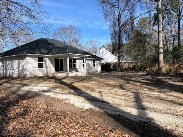 3125 Foxcroft Circle, Sumter, SC 29154