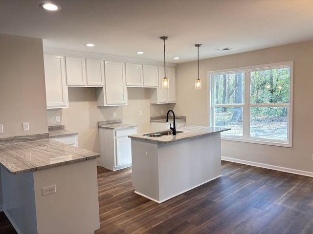 3125 Foxcroft Circle, Sumter, SC 29154