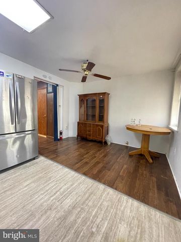 2738 S SHERIDAN ST, Philadelphia, PA 19148