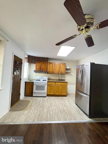 2738 S SHERIDAN ST, Philadelphia, PA 19148