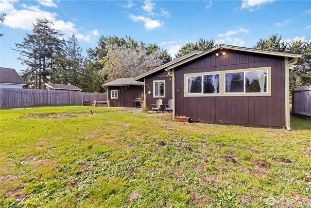 26212 V lane, Ocean Park, WA 98640