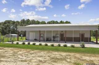 11710 Peairs Rd, Zachary, LA 70791
