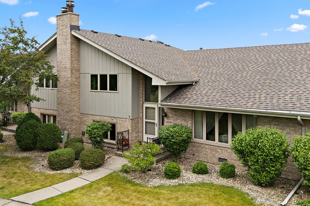 18059 Florida Court 118, Orland Park, IL 60467