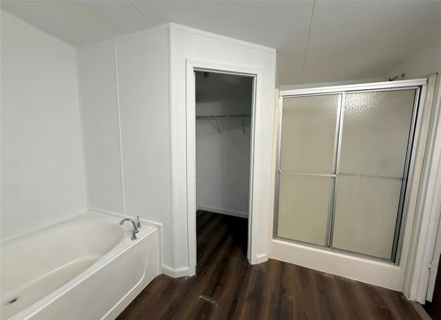 11224 Creek Meadow Dr, Willis, TX 77378